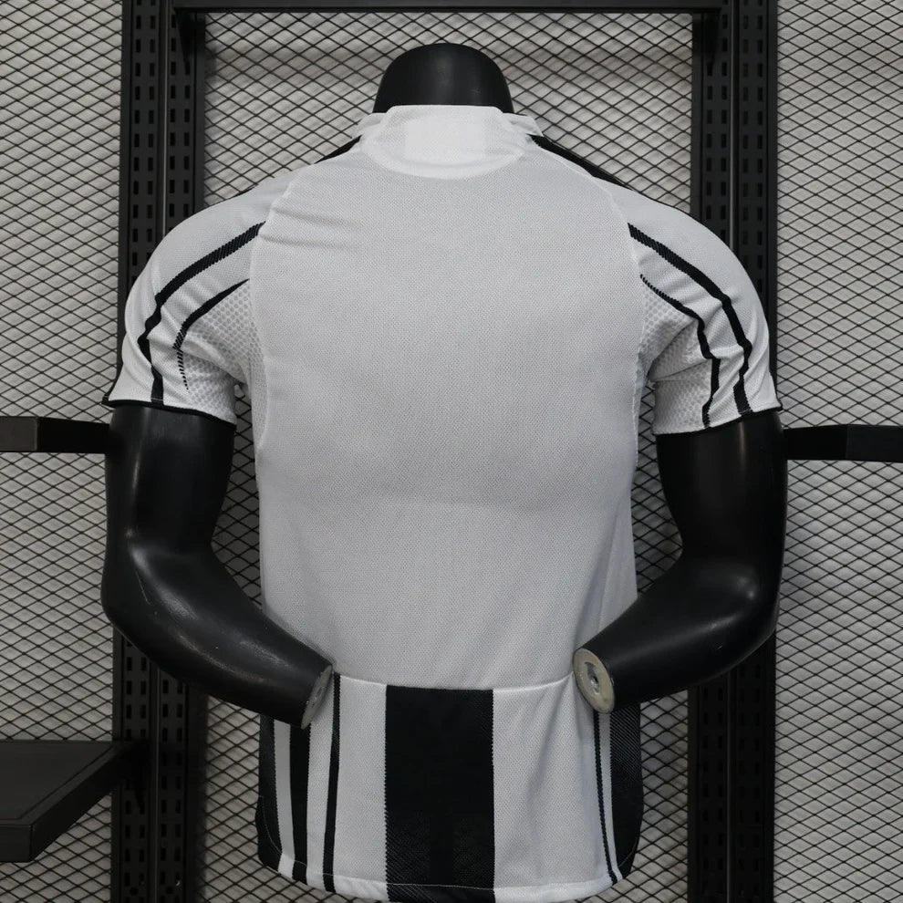 Juventus Home Shirt 2025/26